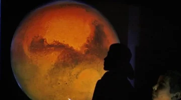 أسباب علمية جديدة توضح سر اختفاء كميات المياه الضخمة من كوكب المريخ نموج